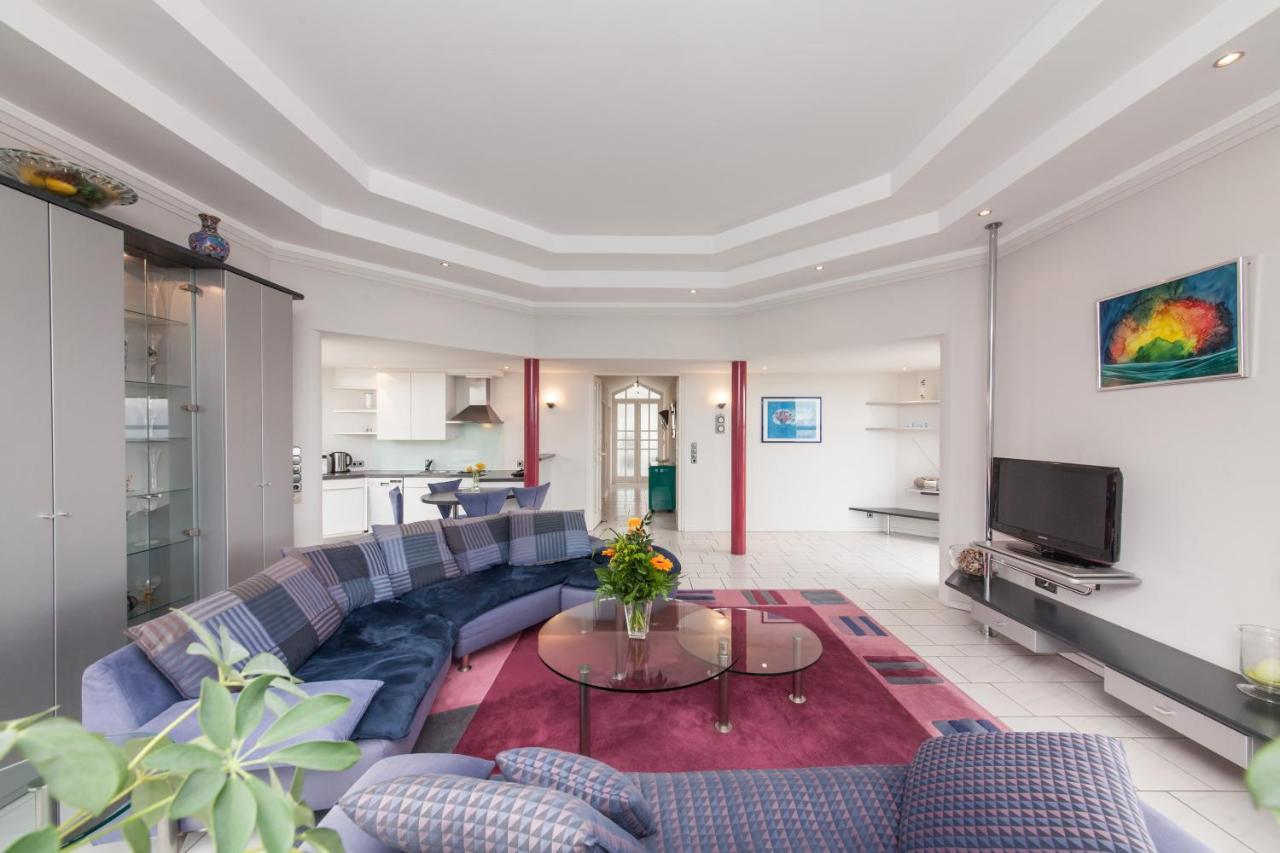 Hotel Strijewski - Apartments Wolfsburg Bagian luar foto